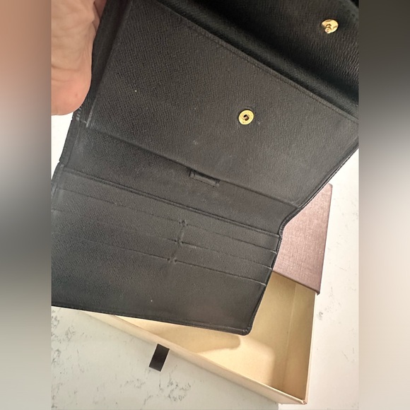 🍁Louis Vuitton vintage wallet epi leather good condition authentic - Picture 14 of 16